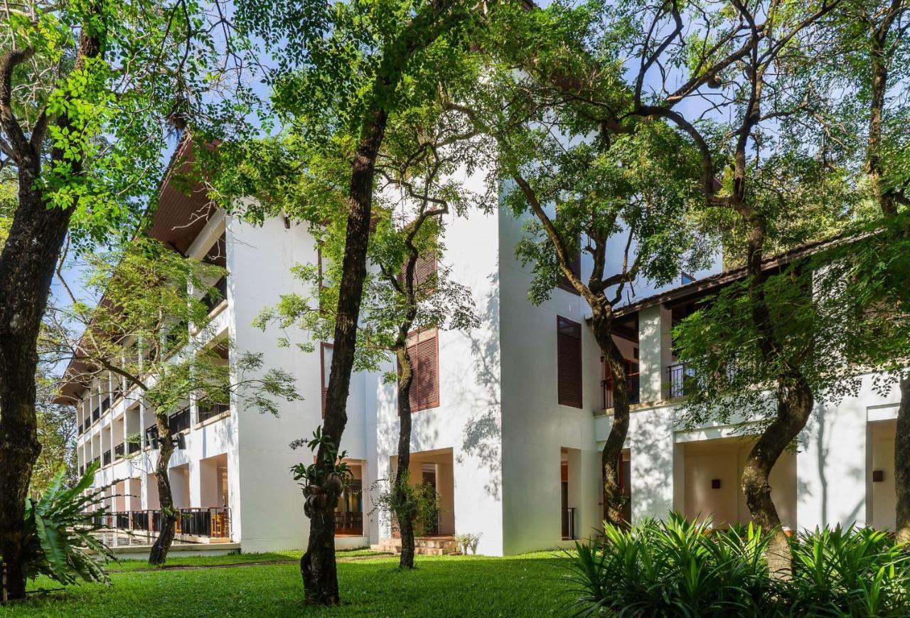 Tawa Ravadee Resort Prachinburi, A Member Of Worldhotels Distinctive Si Maha Phot Exterior photo